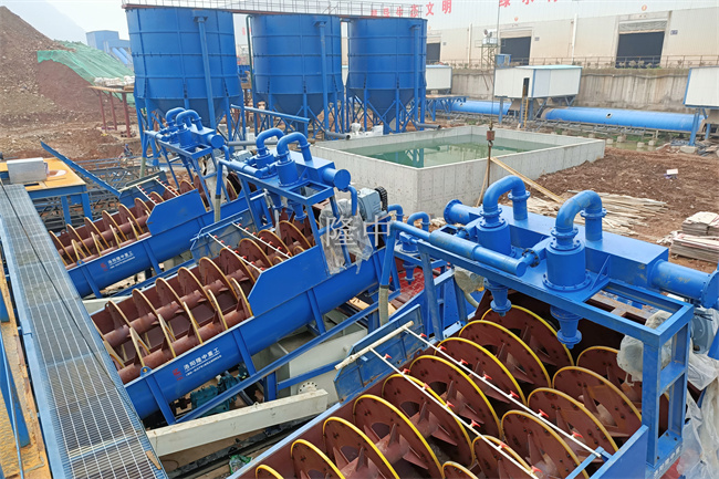 沙包土洗砂生產(chǎn)線如何配置？洗砂機怎么選？